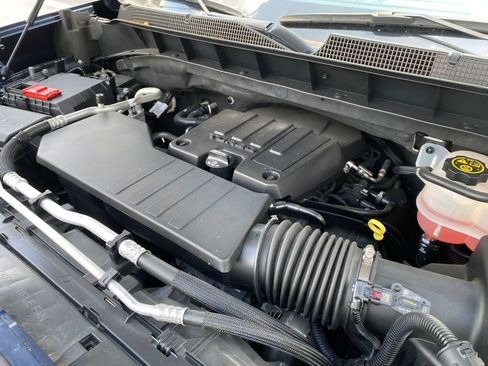 Used 2022 Chevrolet Silverado 1500 Custom RWD image 13