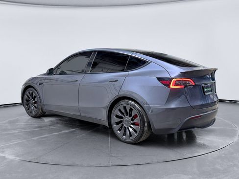 Used 2023 Tesla Model Y Performance AWD/4WD image 2