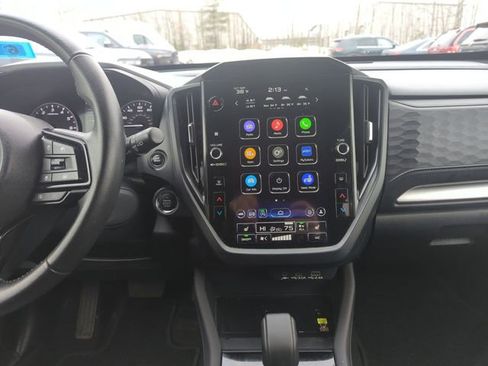 Used 2025 Subaru Forester Premium AWD/4WD image 23
