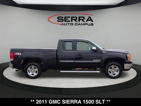 Used 2011 GMC Sierra 1500 SLT w/ All-Terrain Package AWD/4WD image 12