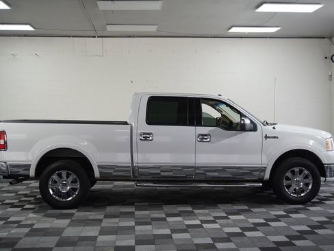 Used 2007 Lincoln Mark LT 4x4 image 7