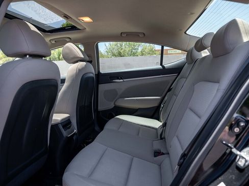 Used 2018 Hyundai Elantra Value Edition FWD image 17