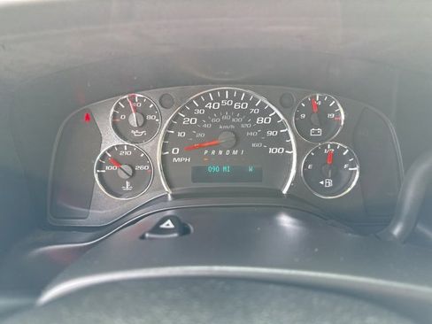 Used 2017 Chevrolet Express 2500 LS image 14