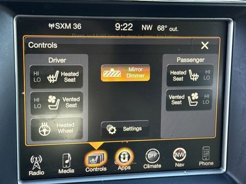 Used 2016 Jeep Grand Cherokee Limited w/ Luxury Group II image 27