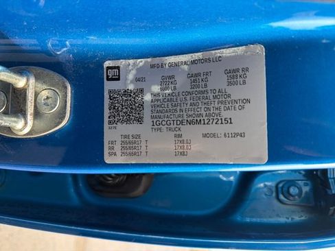 Used 2021 Chevrolet Colorado Z71 w/ Safety Package AWD/4WD image 16