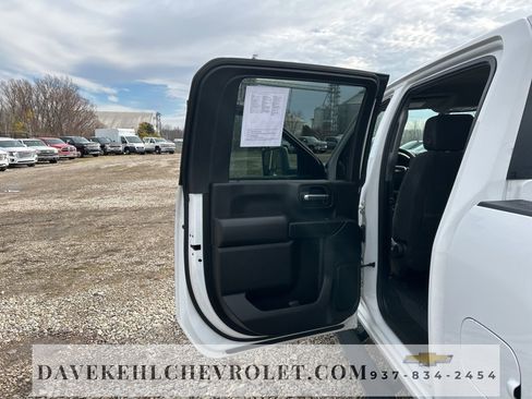 Used 2022 Chevrolet Silverado 3500 LT image 23