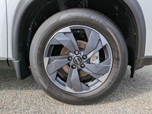 New 2026 Nissan Rogue SV w/ SV Premium Package image 11