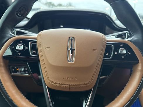 Used 2020 Lincoln Aviator Black Label Grand Touring image 22