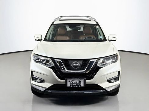 Used 2017 Nissan Rogue SL w/ SL Premium Package AWD/4WD image 2