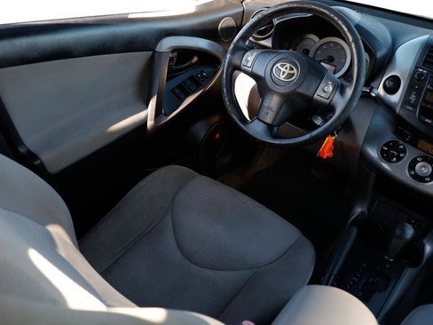 Used 2008 Toyota RAV4 Limited image 20