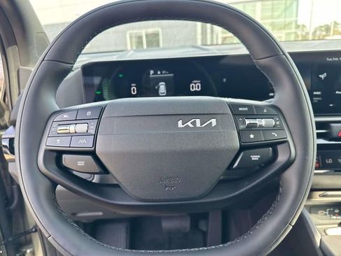 New 2026 Kia Sportage X-Line image 25