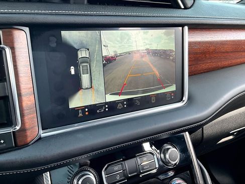 Used 2023 GMC Yukon XL Denali Ultimate image 23