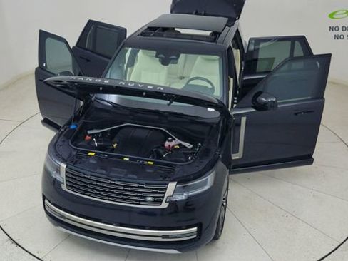 Used 2024 Land Rover Range Rover Autobiography AWD/4WD image 87
