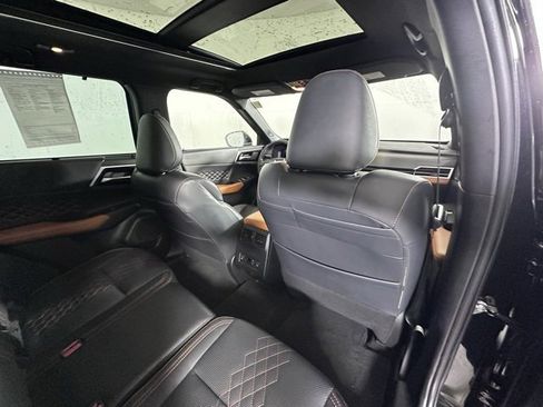 Used 2023 Mitsubishi Outlander SEL 40th Anniversary image 14