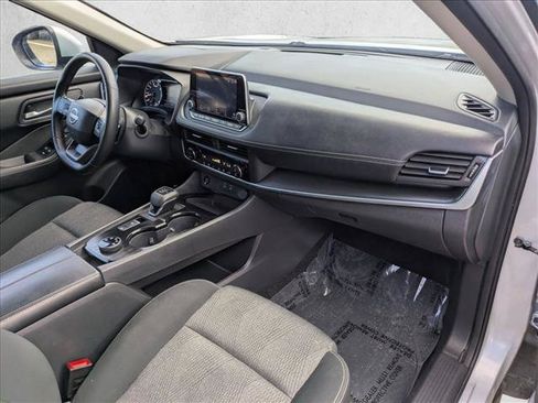 Used 2025 Nissan Rogue SV AWD/4WD image 21