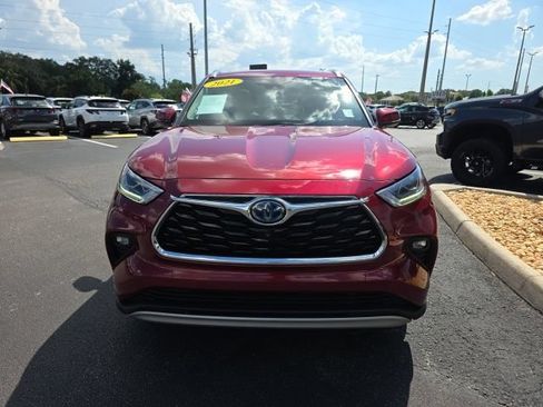 Used 2021 Toyota Highlander Platinum FWD image 23
