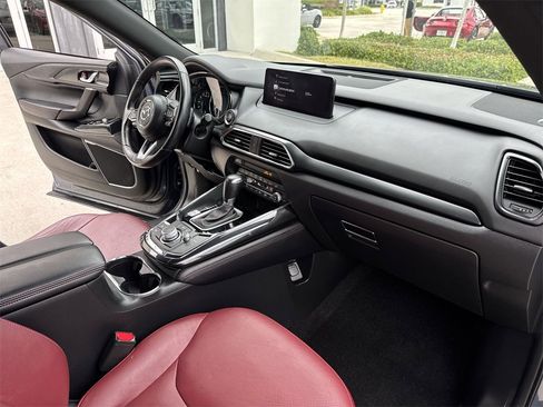 Used 2023 MAZDA CX-9 Carbon Edition image 33