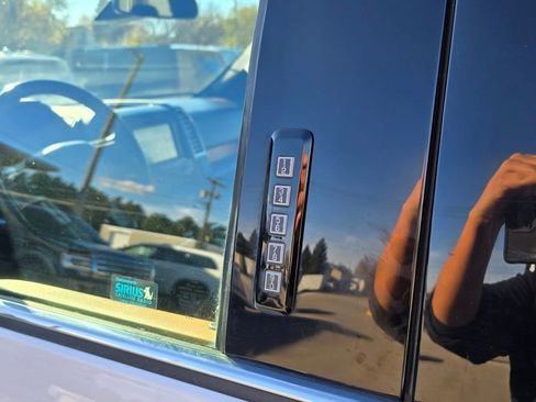 Used 2016 Ford F150 Limited w/ Trailer Tow Package image 17