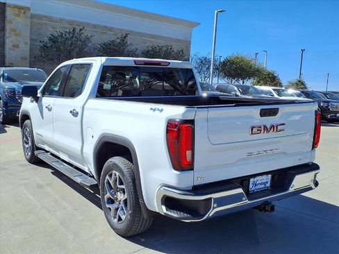 New 2026 GMC Sierra 1500 SLT image 25