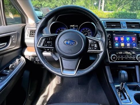 Used 2018 Subaru Outback 2.5i Limited AWD/4WD image 8