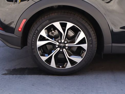 Used 2025 Ford Mustang Mach-E Select RWD image 14