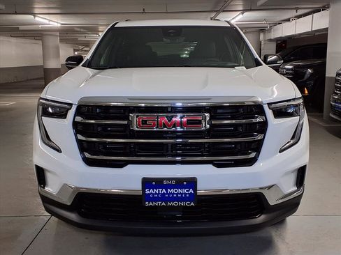 New 2026 GMC Acadia Elevation image 2