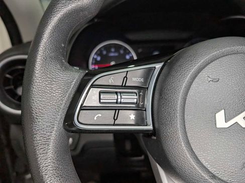 Certified 2023 Kia Forte LXS w/ LXS Technology Package image 32