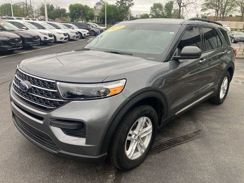 Used 2021 Ford Explorer XLT w/ Class III Trailer Tow Package RWD image 3