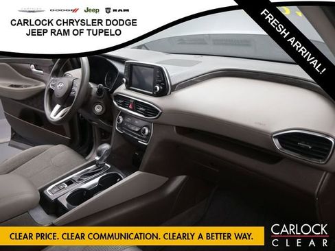 Used 2019 Hyundai Santa Fe SE image 40