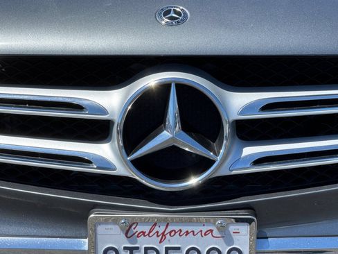 Used 2018 Mercedes-Benz GLC 350e 4MATIC image 46