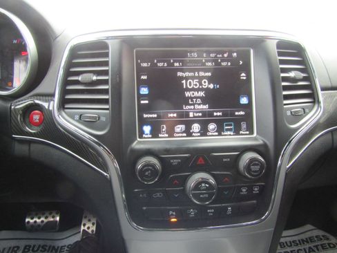 Used 2014 Jeep Grand Cherokee SRT image 11