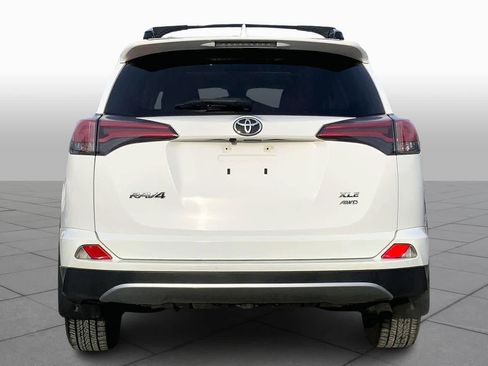 Used 2018 Toyota RAV4 XLE image 5