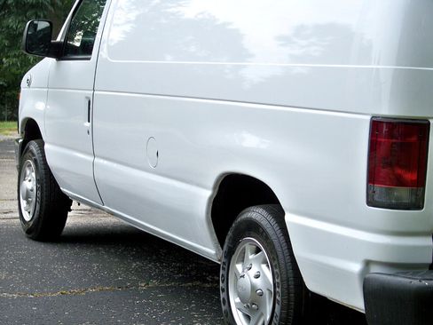 Used 2013 Ford E-150 and Econoline 150 w/ PWR Group image 26