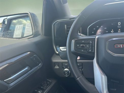 Used 2023 GMC Sierra 1500 Elevation image 6