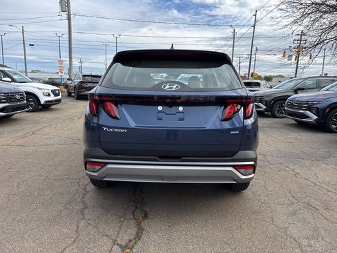 New 2026 Hyundai Tucson SE image 6