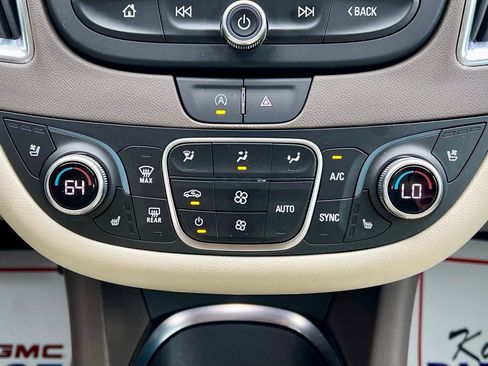 Used 2024 Chevrolet Malibu LT image 31