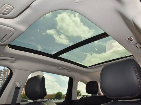 New 2026 Lincoln Nautilus Premier w/ Equipment Group 102A image 39