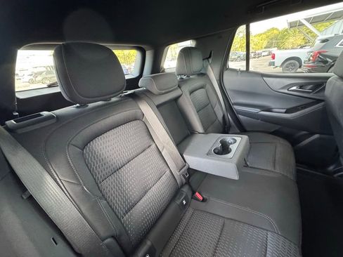 Used 2025 Chevrolet Equinox LT FWD image 25
