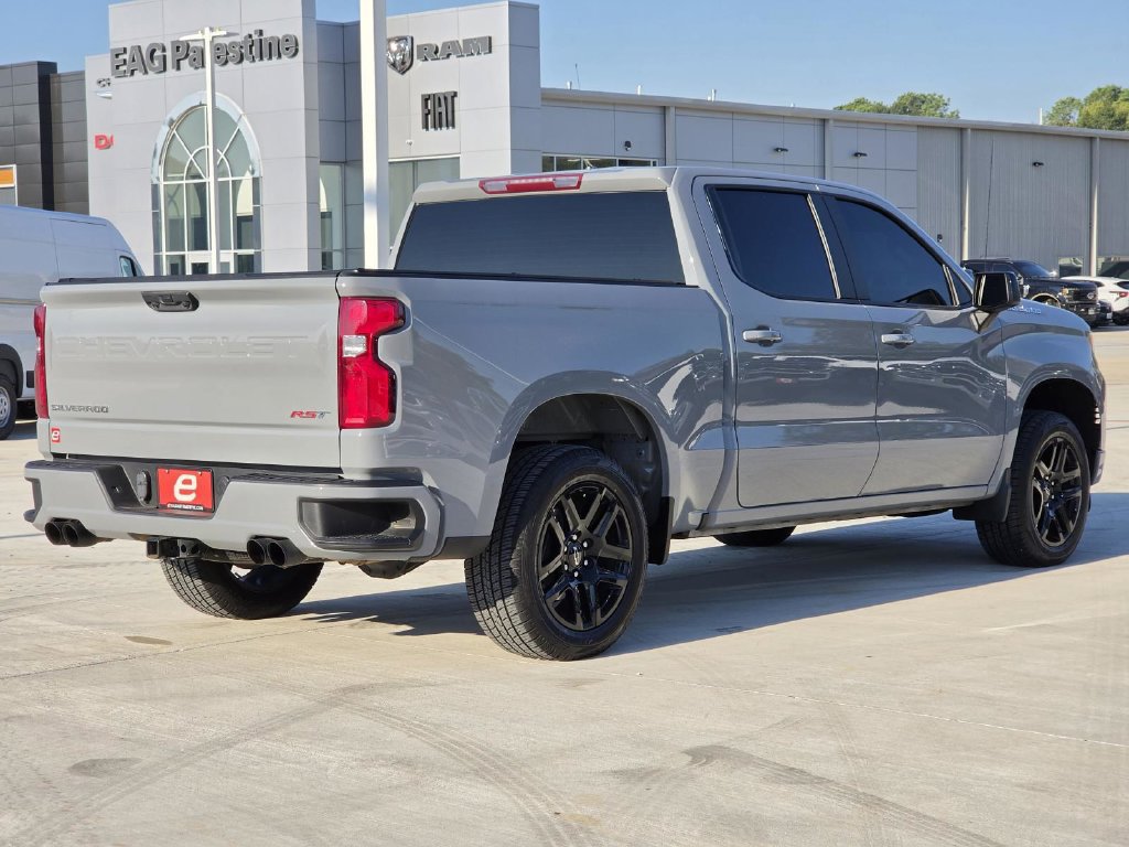 Used 2025 Chevrolet Silverado 1500 RST AWD/4WD image 8