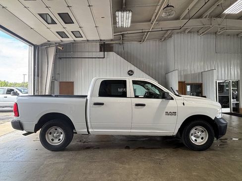 Used 2016 RAM 1500 Tradesman w/ Popular Equipment Group AWD/4WD image 2