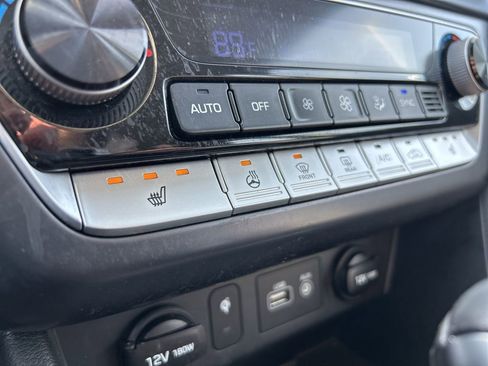 Used 2019 Hyundai Sonata SEL w/ Winter Weather Package image 30