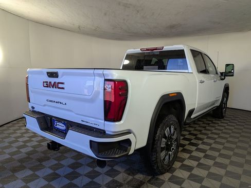 New 2026 GMC Sierra 2500 Denali w/ Denali Reserve Package AWD/4WD image 7
