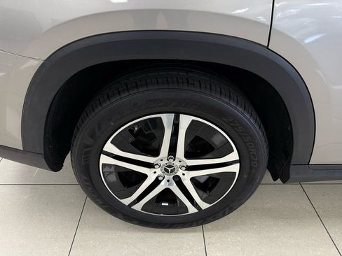 Used 2020 Mercedes-Benz GLS 450 4MATIC image 36
