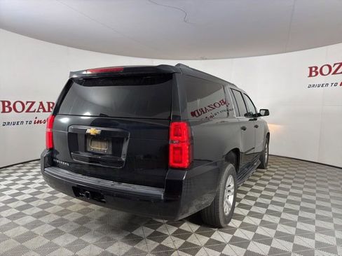 Used 2020 Chevrolet Suburban LT AWD/4WD image 8