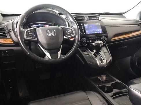 Used 2019 Honda CR-V Touring image 2