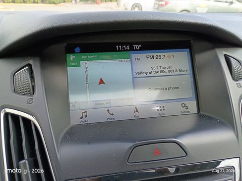 Used 2018 Ford Focus Titanium FWD image 15