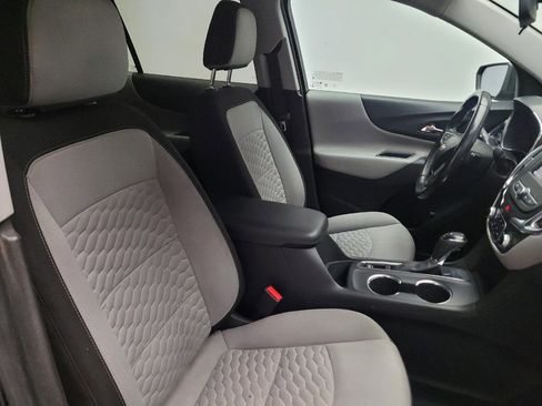 Used 2021 Chevrolet Equinox LT FWD image 21