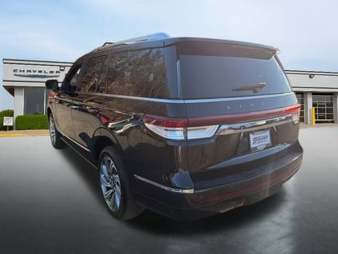 Used 2023 Lincoln Navigator Reserve image 5