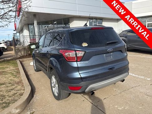 Used 2018 Ford Escape SE w/ SE Sync 3 Package image 6