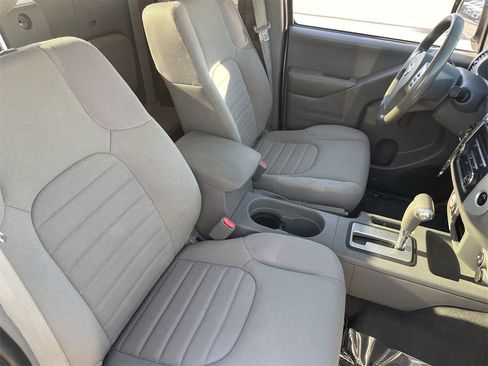 Used 2019 Nissan Frontier S image 10